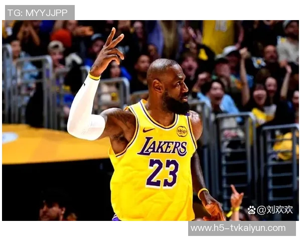 詹姆斯:成功背后的辛勤付出与凌晨三点的坚持不懈 詹姆斯:成功背后的辛勤付出与凌晨三点的坚持不懈