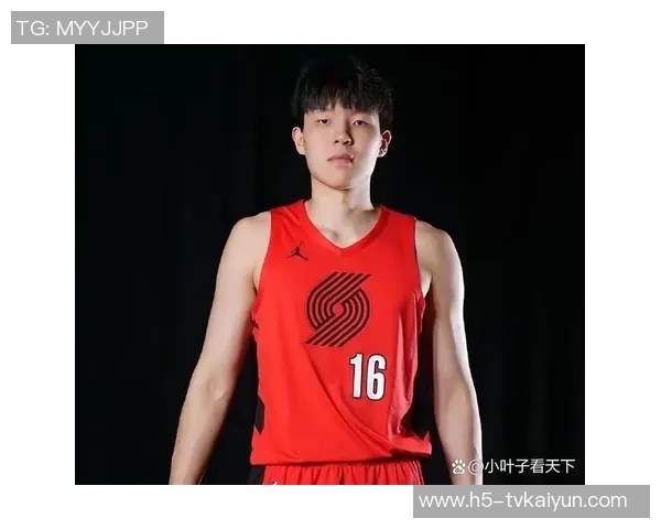 杨瀚森逐渐适应高强度比赛展现出色表现赢得球迷赞誉 杨瀚森逐渐适应高强度比赛展现出色表现赢得球迷赞誉